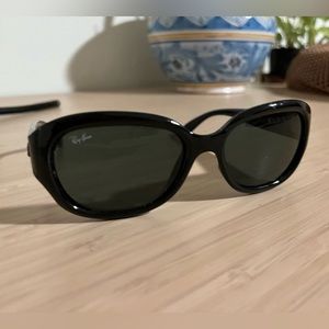 Black Ray Bans Sunglassses